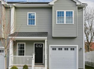 23 Bellevue Ave #1, Winthrop, MA 02152