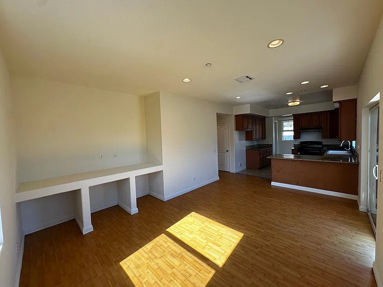 15841 Dianthus St — Photo 11