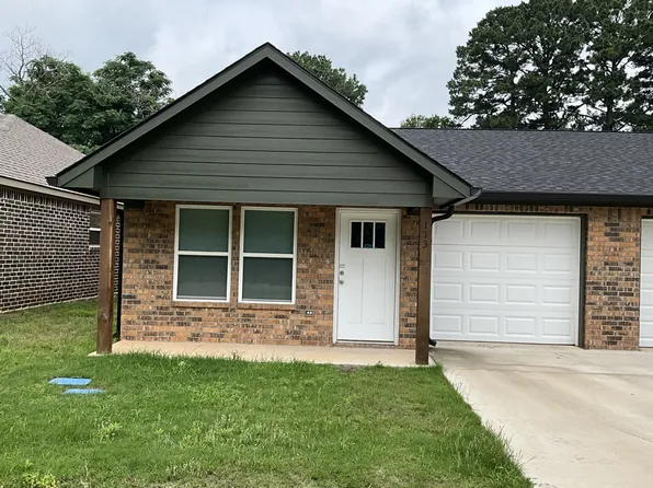 113 Isabella St, Mineola, TX 75773