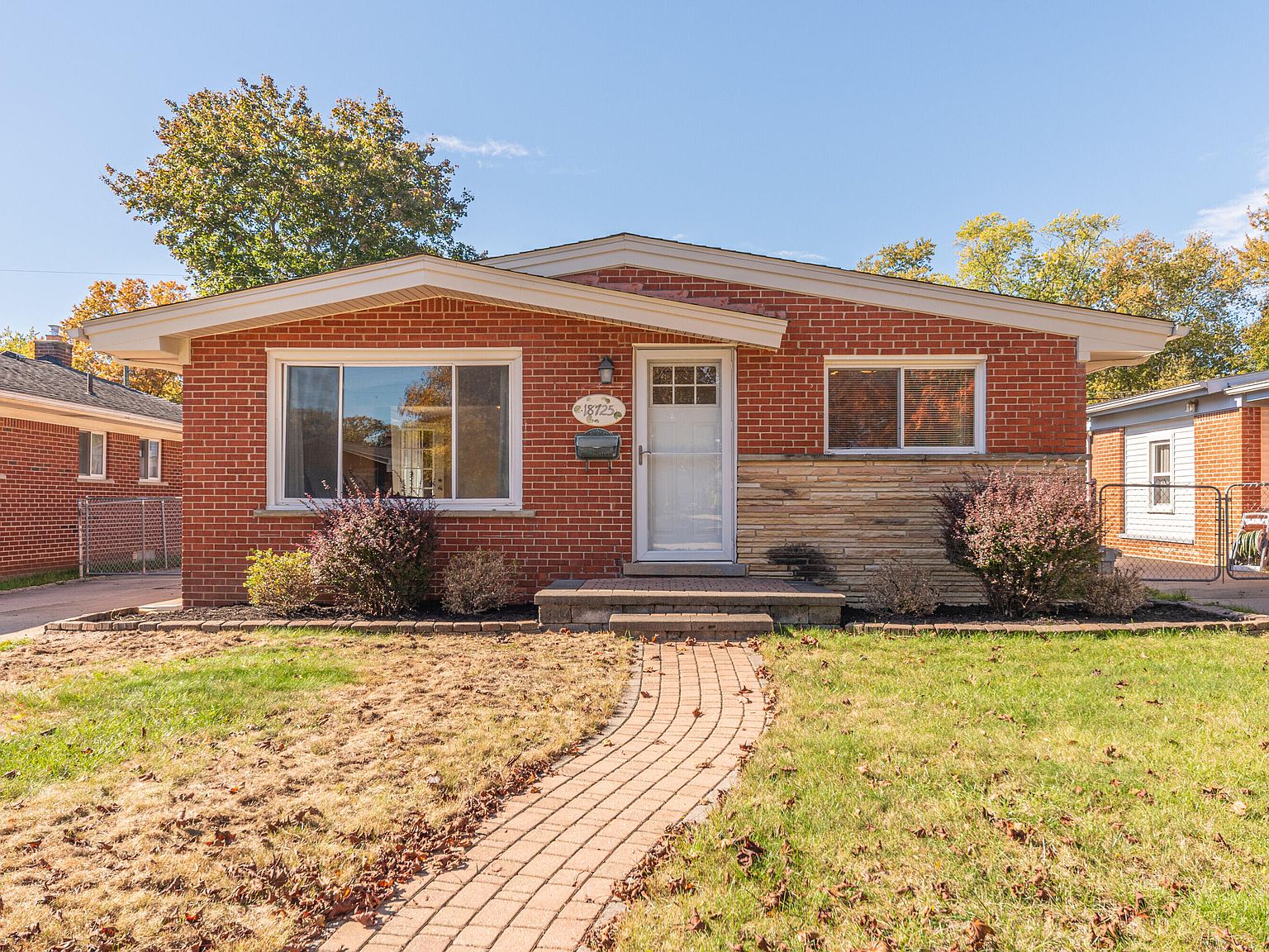 18725 Flamingo Blvd, Livonia, MI 48152 | Zillow