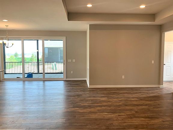 5th image of 5061 Maiden Way #594