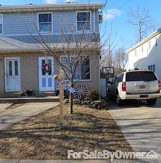 1st image of 325 Mosely Ave