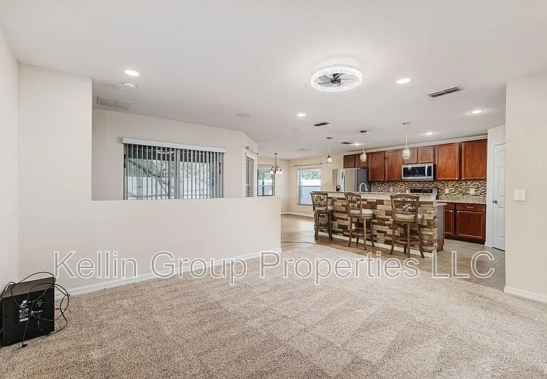 7233 Wakeview Dr — Photo 7