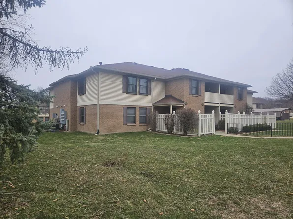 19645 Northridge Dr, Northville, MI 48167