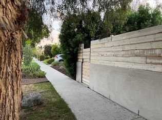 2103 S Mansfield Ave, Los Angeles, CA 90016