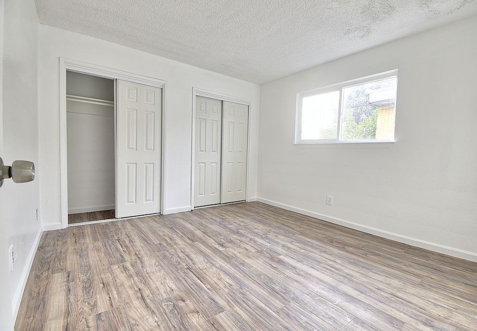 2nd image of 227 W Poplar St APT 1
