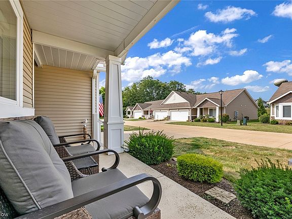 4th image of 1165 Briarcliff Dr