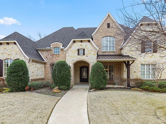 3rd image of 1104 Chianti Ln