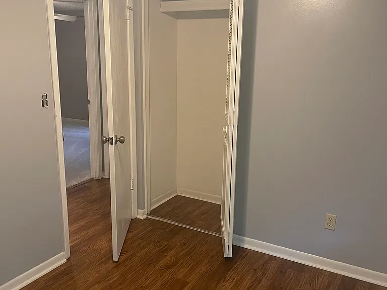 1312 Willow Valley Dr — Photo 10