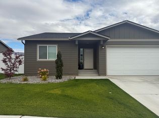 373 S Newton Ave, East Wenatchee, WA 98802