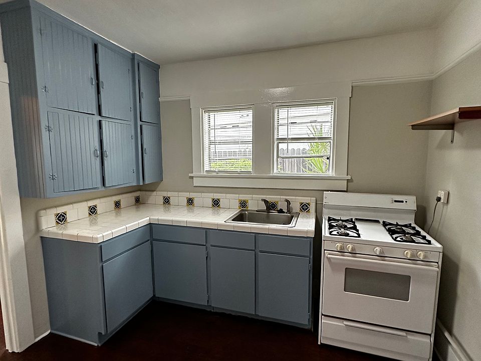 1st image of 3020-24 Ivy St #3024