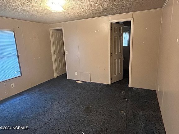 4th image of 7278 Michael Court NE