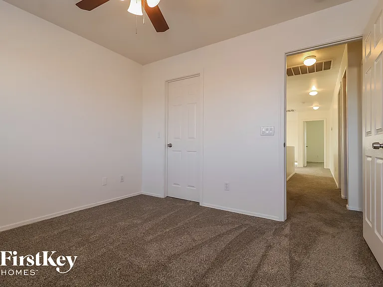 22031 W Solano Dr — Photo 9
