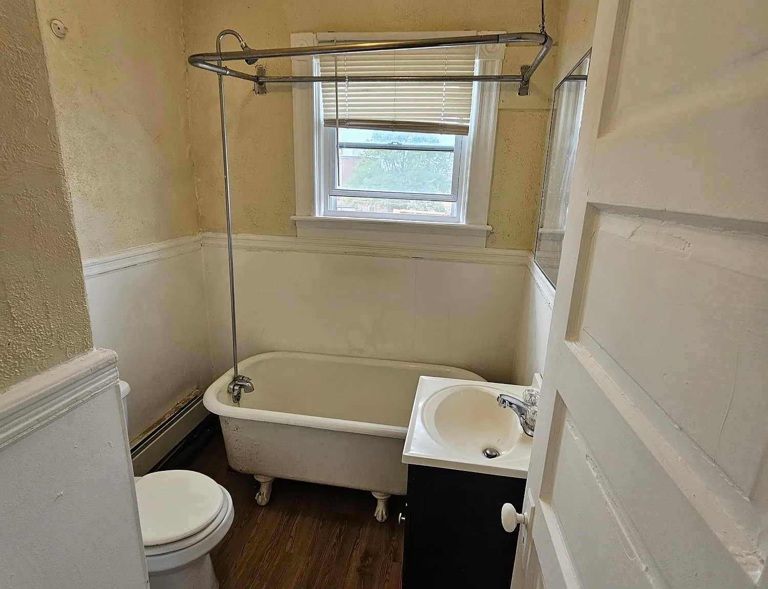 2 bed, $1,395 — Photo 2