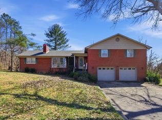188 Geneva Ave, Irvine, KY 40336