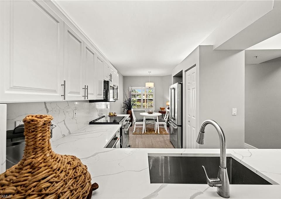 1st image of 7502 Silver Trumpet LN #103