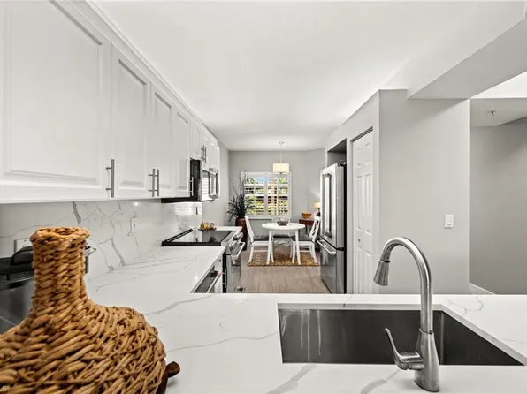 7502 Silver Trumpet LN #103, NAPLES, FL 34109