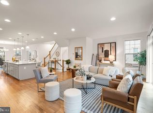 9554 Katelyn Zinn Pl, Burke, VA 22015