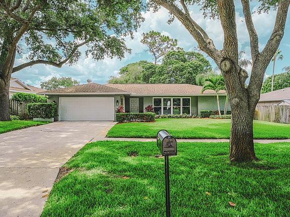 5th image of 2958 Meadow Wood Dr