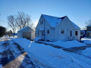 204 E 11th St, Marshfield, WI 54449