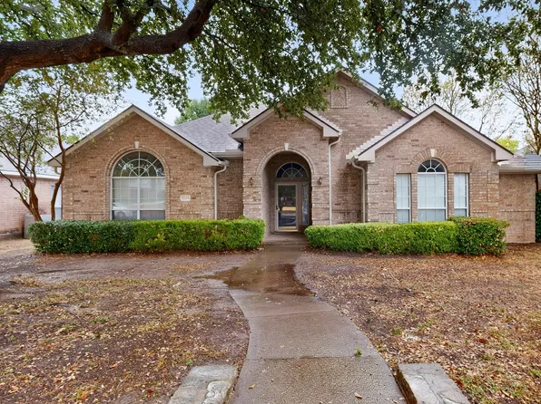 1239 Rivercrest Dr, Mesquite, TX 75181
