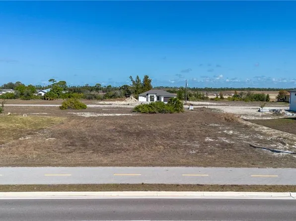 1241 Kismet PKWY W, CAPE CORAL, FL 33993