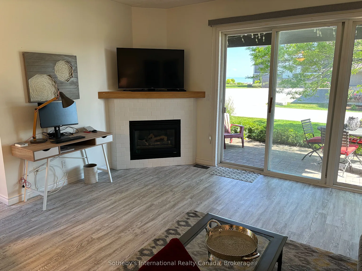 2 bed, $2,500 — Photo 4
