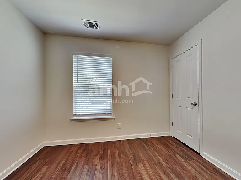625 Summer Hill Way — Photo 16