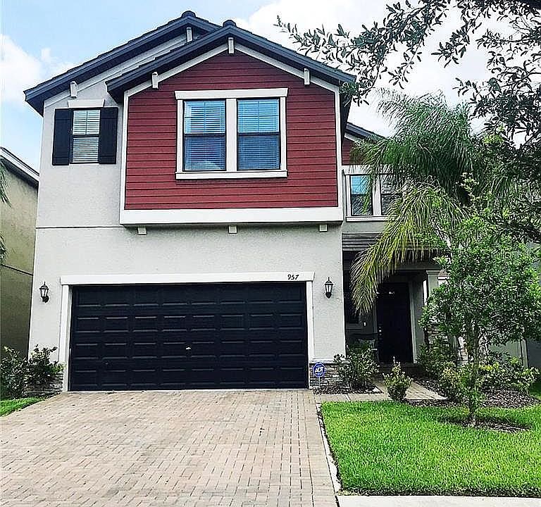 2nd image of 957 Terra Vista St
