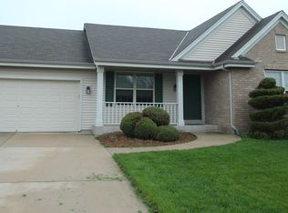 603 Bridlewood Ln, Watertown, WI 53094