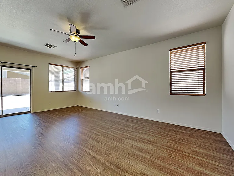 12363 W Jackson St — Photo 5