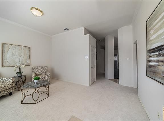 4th image of 8621 Ironwood Dr