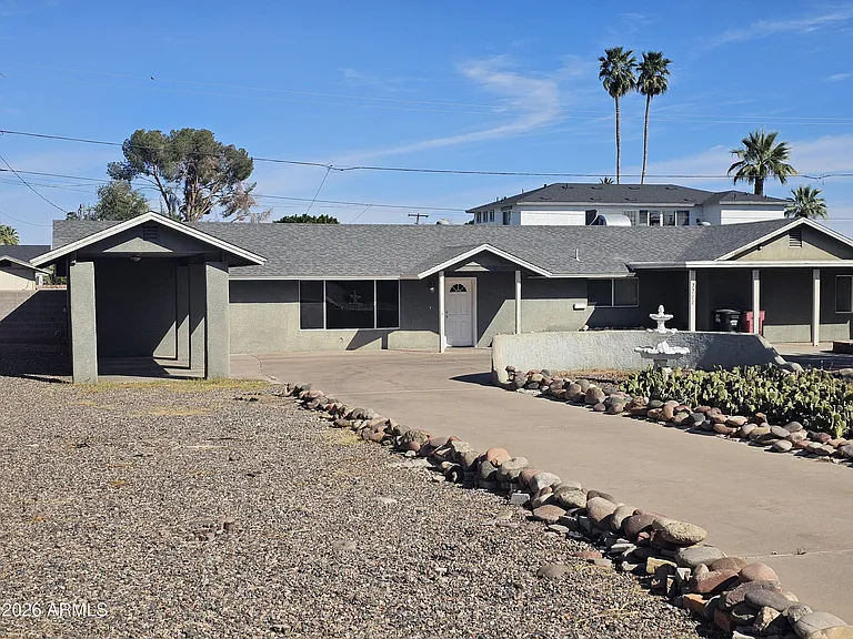 3711 N Kachina Ln — Photo 1