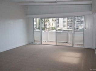 1075 Karratti Ln, Honolulu, HI 96822