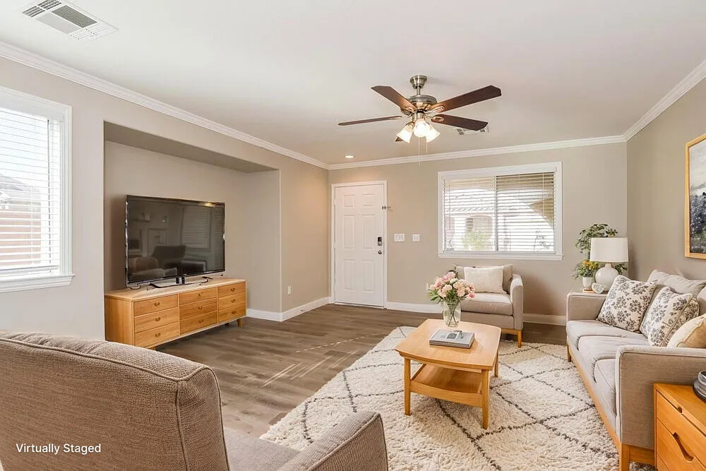 3 bed, 2.5 bath, 1483 sqft, $2,070 — Photo 4