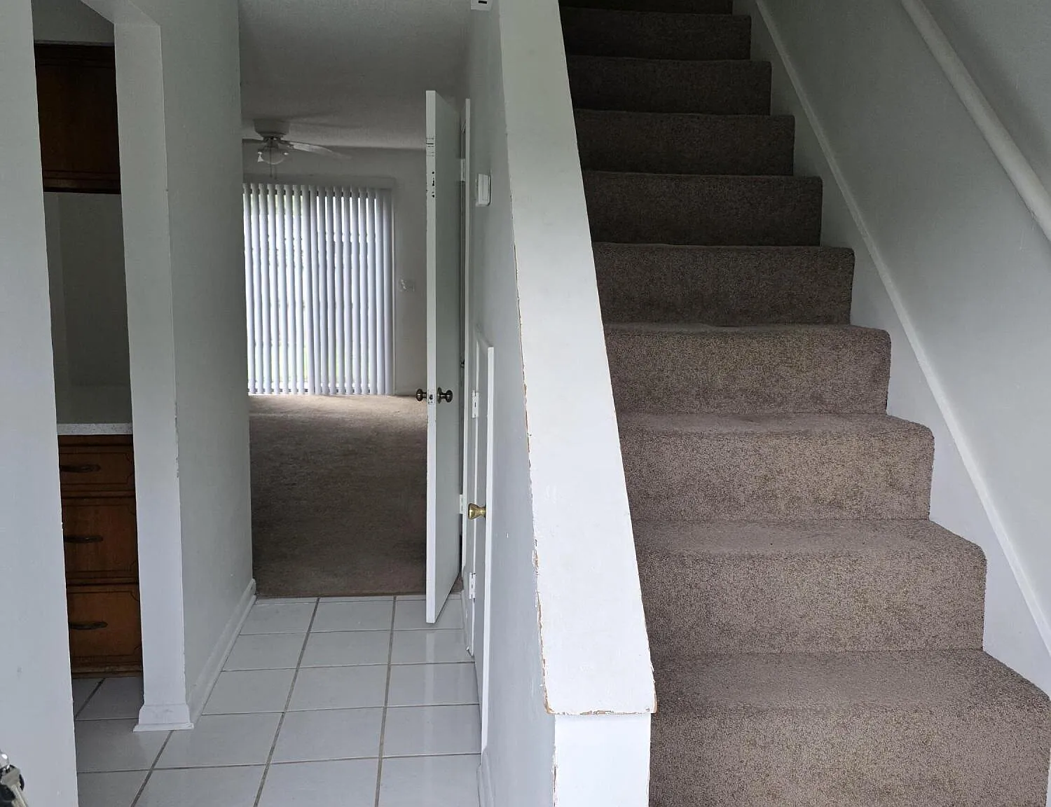 2 bed, 1.5 bath, 1024 sqft, $1,450 — Photo 2