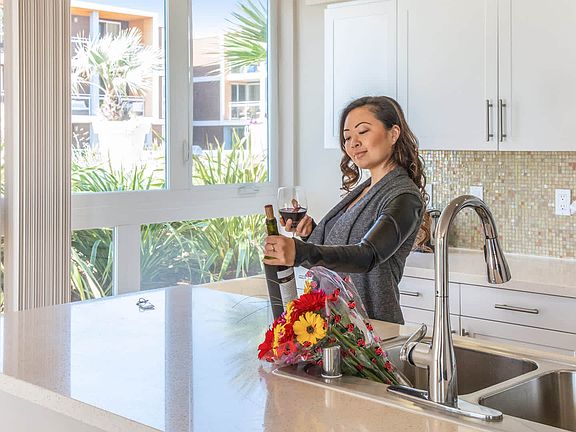 Life at Breakwater at Marina del Rey Apartments