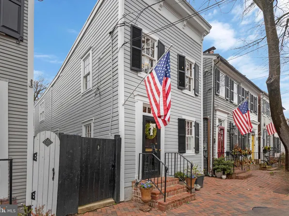 711 S Lee St, Alexandria, VA 22314