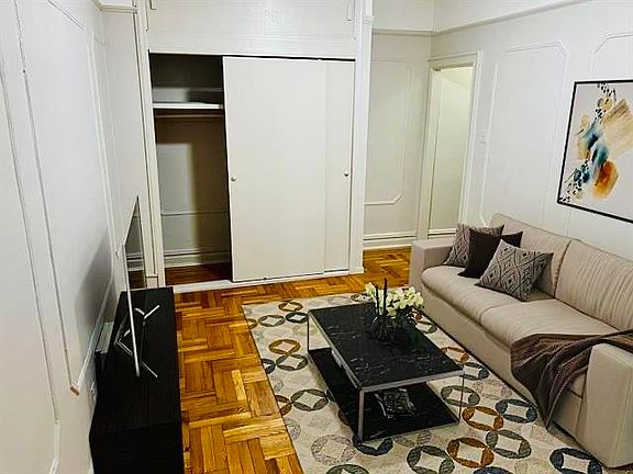 5th image of 50 Reservoir Ave APT 302