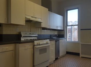 3215 38th St APT 1, Astoria, NY 11103