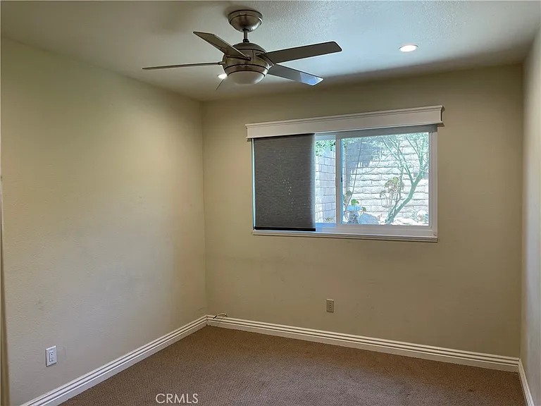 609 W Palm Dr — Photo 13