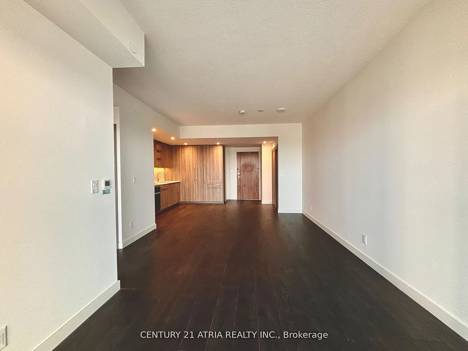 3 bed, $4,000 — Photo 4