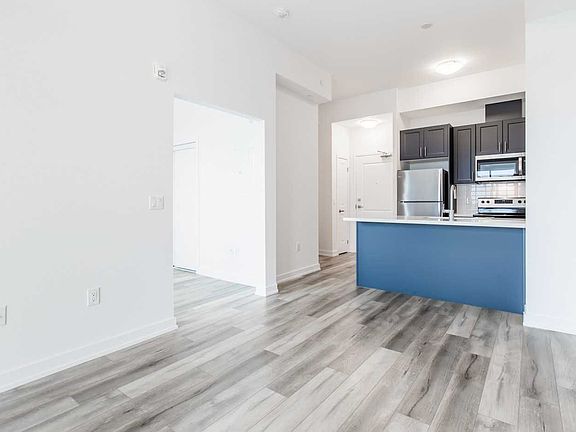 5th image of 5055 Greenlane #613