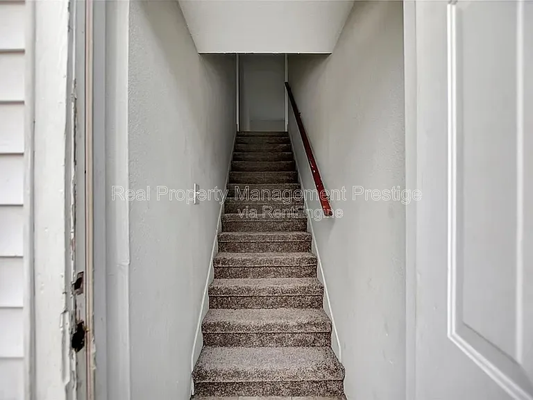 5313 Perry Ave — Photo 9