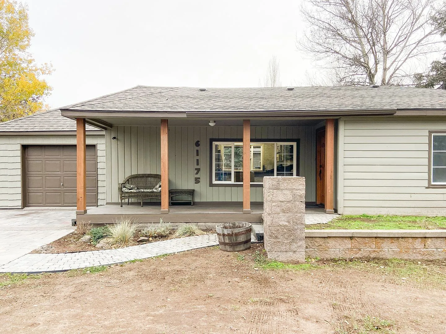 3 Bed/1 Bath Single Level Home in SE Bend - Ferguson Road — Photo 1