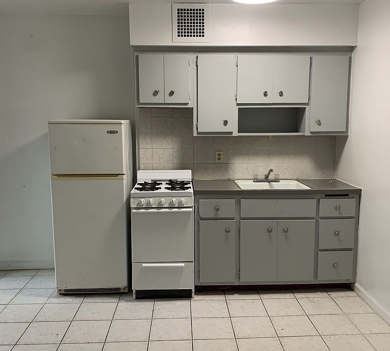 1st image of 5816 85th St #1A