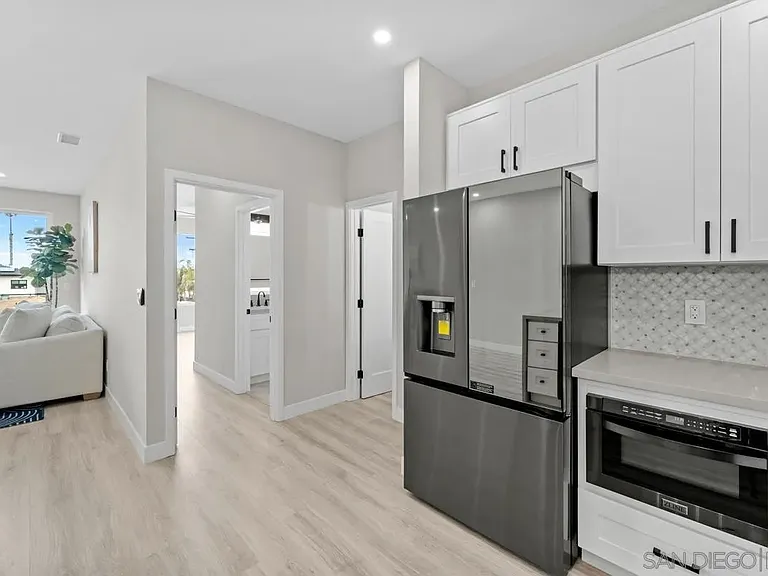 352 Imperial Beach Blvd — Photo 12