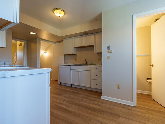 5th image of 51 Mimosa Dr #41