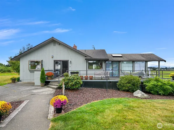 5752 Ronnie Hill Lane, Ferndale, WA 98248