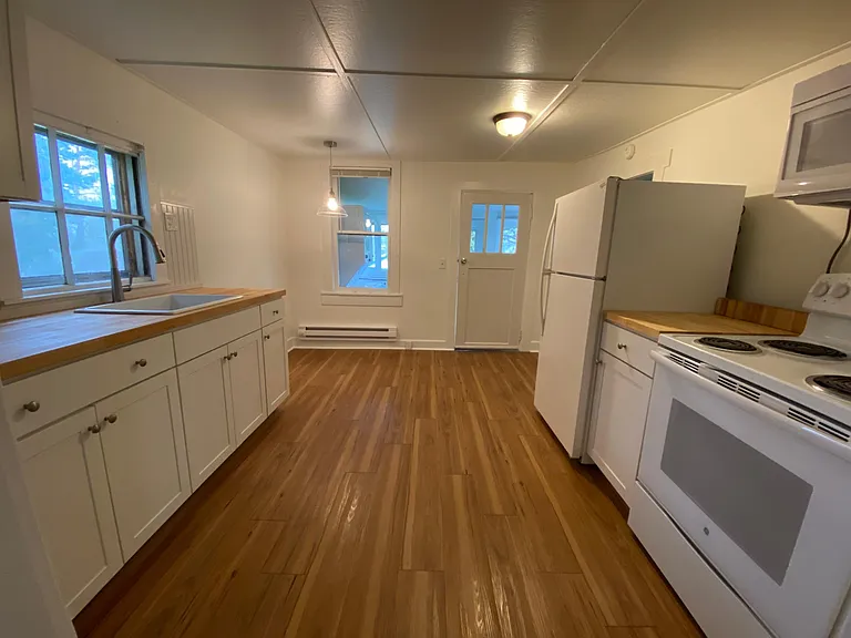 410 S McGillen Ave — Photo 9